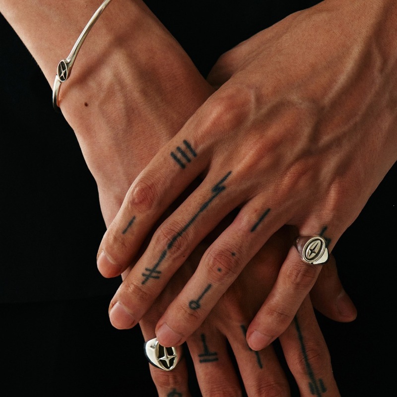 Minimalist North Star Signet O - Signet Ring Men ulasan dan harga